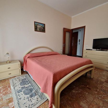 Casa Di Andreea E Bogdan Appartement Albenga Buitenkant foto